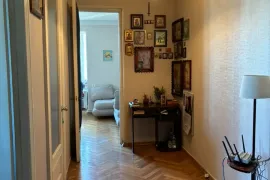 იყიდება ბინა, 5 ოთახიანი, ძველი აშენებული, თბილისი, ვაშლიჯვარი