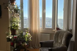 იყიდება ბინა, 5 ოთახიანი, ძველი აშენებული, თბილისი, ვაშლიჯვარი