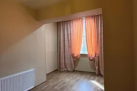 იყიდება ბინა, 3 ოთახიანი, ძველი აშენებული, რუსთავი, ძველი რუსთავი