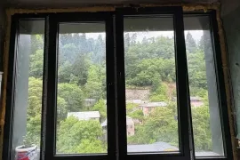 იყიდება ბინა, 3 ოთახიანი, ძველი აშენებული, ბორჯომი, ბორჯომი