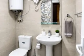 Аренда, 2 Kомнатная, Старое здание, Кутаиси, Застава