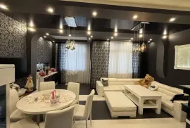 Продается квартира, 4 Kомнатная, Новостройка, Батуми, Руставельский район