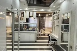 Продается квартира, 4 Kомнатная, Новостройка, Батуми, Руставельский район