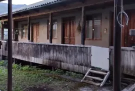იყიდება სახლი, 13 ოთახიანი, ამბროლაური, ბუგეული