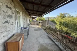 იყიდება სახლი, 6 ოთახიანი, თეთრიწყარო, ასურეთი 