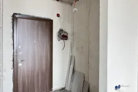 იყიდება ბინა, 1 ოთახიანი, მშენებარე, ბათუმი