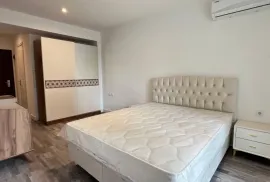 იყიდება ბინა, 2 ოთახიანი, ძველი აშენებული, ბათუმი, აეროპორტის უბანი