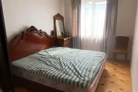 Продается квартира, 3 Kомнатная, Старое здание, Тбилиси, Варкетили