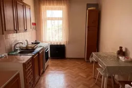 იყიდება ბინა, 3 ოთახიანი, ძველი აშენებული, თბილისი, ვაშლიჯვარი