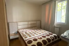 იყიდება ბინა, 3 ოთახიანი, ძველი აშენებული, თბილისი, დიდუბე