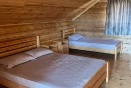 ქირავდება სახლი, 2 ოთახიანი, ქობულეთი, ქობულეთი