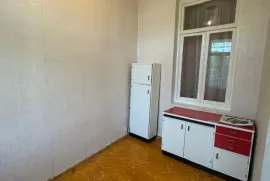 იყიდება სახლი, 9 ოთახიანი, ხაშური, გომი