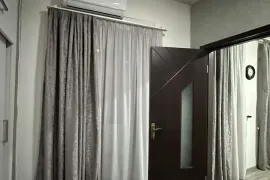 For Rent, 2 Room, Old building, Tbilisi, Abanotubani
