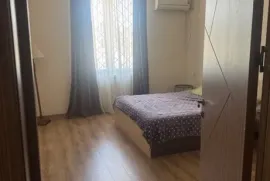Продается Дом, 8 Kомнатная, Тбилиси, Дигоми 1-9