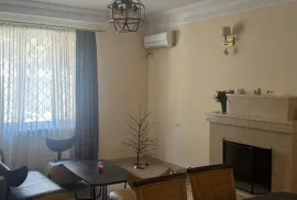Продается Дом, 8 Kомнатная, Тбилиси, Дигоми 1-9