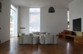 House For Rent, 8 Room, Suburbs of Tbilisi, Tskneti