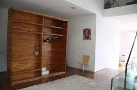 House For Rent, 8 Room, Suburbs of Tbilisi, Tskneti