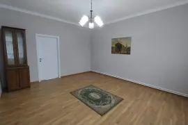 ქირავდება სახლი, 3 ოთახიანი, თბილისი, ისანი
