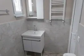 ქირავდება სახლი, 3 ოთახიანი, თბილისი, ისანი