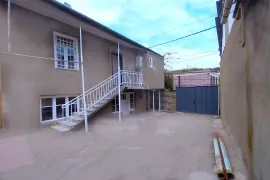 ქირავდება სახლი, 3 ოთახიანი, თბილისი, ისანი