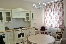 House For Rent, 5 Room, Tbilisi, Chugureti