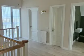 House For Rent, 5 Room, Tbilisi, Chugureti