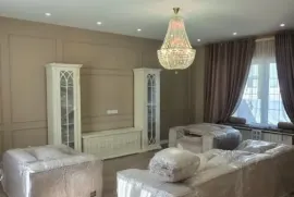 House For Rent, 5 Room, Tbilisi, Chugureti