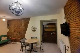 For Rent, 2 Room, Old building, Tbilisi, Vera