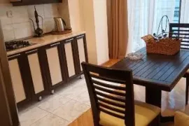 ქირავდება ბინა, 3 ოთახიანი, ძველი აშენებული, თბილისი, ვაკე