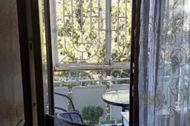 ქირავდება ბინა, 3 ოთახიანი, ძველი აშენებული, თბილისი, ვაკე