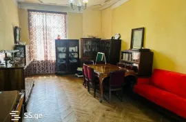 Apartment for sale, Old building, Gabashvili Hill