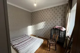 Apartment for sale, 3 Room, Old building, Suburbs of Tbilisi, Tskneti