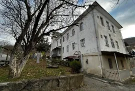 Apartment for sale, Old building, Tskneti