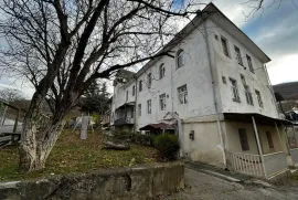 Apartment for sale, 3 Room, Old building, Suburbs of Tbilisi, Tskneti