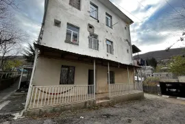 Apartment for sale, Old building, Tskneti