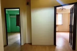 ქირავდება, საოფისე ფართი, ვაკე