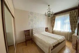 Apartment for sale, Old building, Sanzona