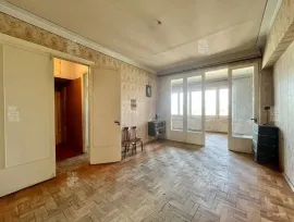 Продается квартира, 3 Kомнатная, Старое здание, Тбилиси, vake