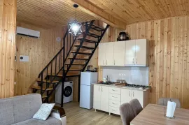 ქირავდება სახლი, 3 ოთახიანი, ხელვაჩაური, განთიადი