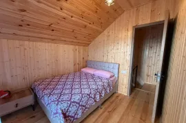 ქირავდება სახლი, 3 ოთახიანი, ხელვაჩაური, განთიადი