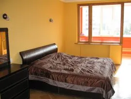 For Rent, 5 Room, Old building, Tbilisi, vake