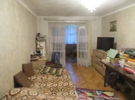 Apartment for sale, 2 Room, Old building, Tbilisi, saburtalo