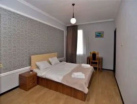 House For Rent, 7 Room, Kutaisi, Sapichkhia