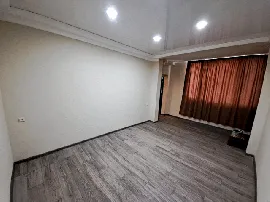 Apartment for sale, 4 Room, Old building, Batumi, Bagrationi District