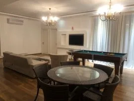 For Rent, 3 Room, Old building, Tbilisi, saburtalo