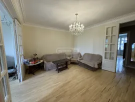 For Rent, 2 Room, Old building, Tbilisi, vake