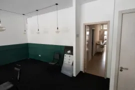 For Rent, Universal commercial space, Digomi