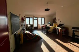 Продается квартира, 7 Kомнатная, Старое здание, Тбилиси, saburtalo