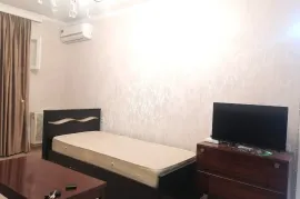 Аренда, 1 Kомнатная, Старое здание, Тбилиси, saburtalo