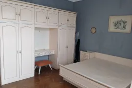 Аренда, 4 Kомнатная, Старое здание, Тбилиси, saburtalo